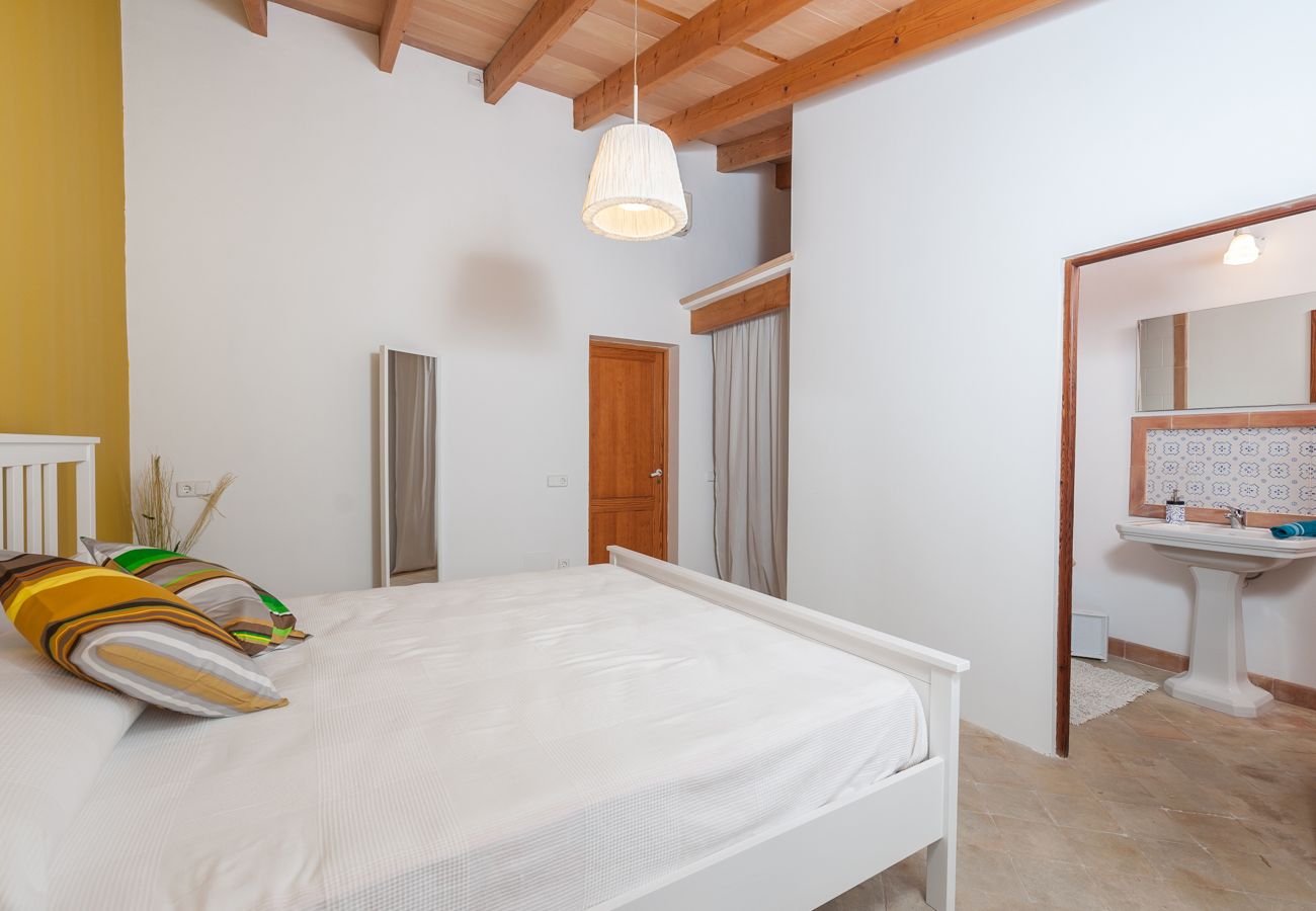 Ferienhaus in Alcudia - Casa with pool Ca Na Blanca