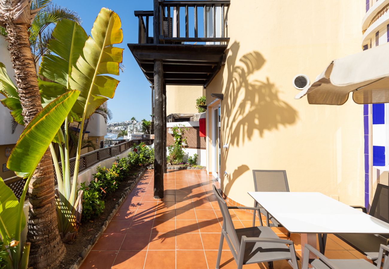 Ferienhaus in Bahia Feliz - Cute next to beach. Swimming pool +wifi