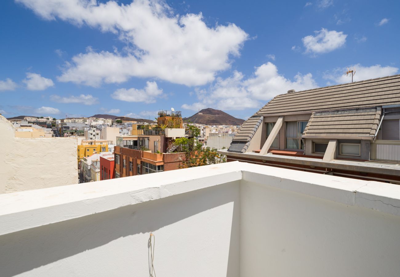 Ferienhaus in Las Palmas de Gran Canaria - Penthouse+Terrace city seaview By CanariasGetaway 