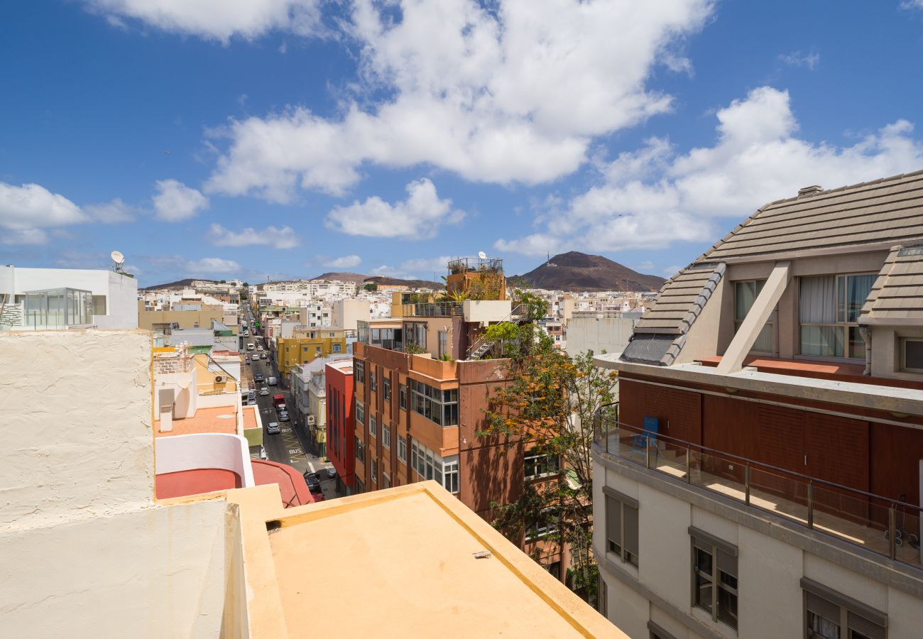 Ferienhaus in Las Palmas de Gran Canaria - Penthouse+Terrace city seaview By CanariasGetaway 