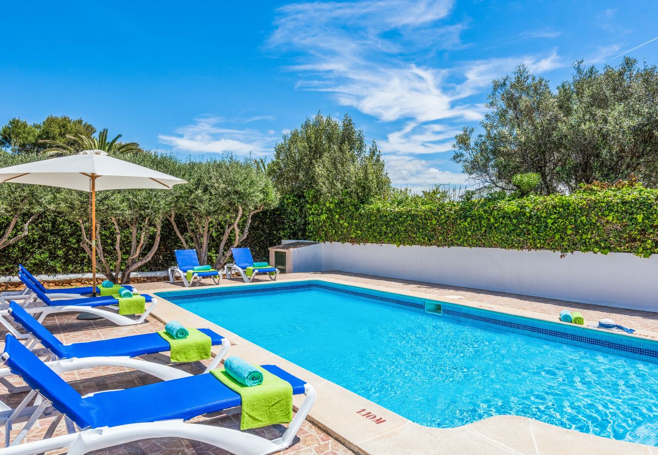 Villa in Cala´n Blanes - Menorca Velasco