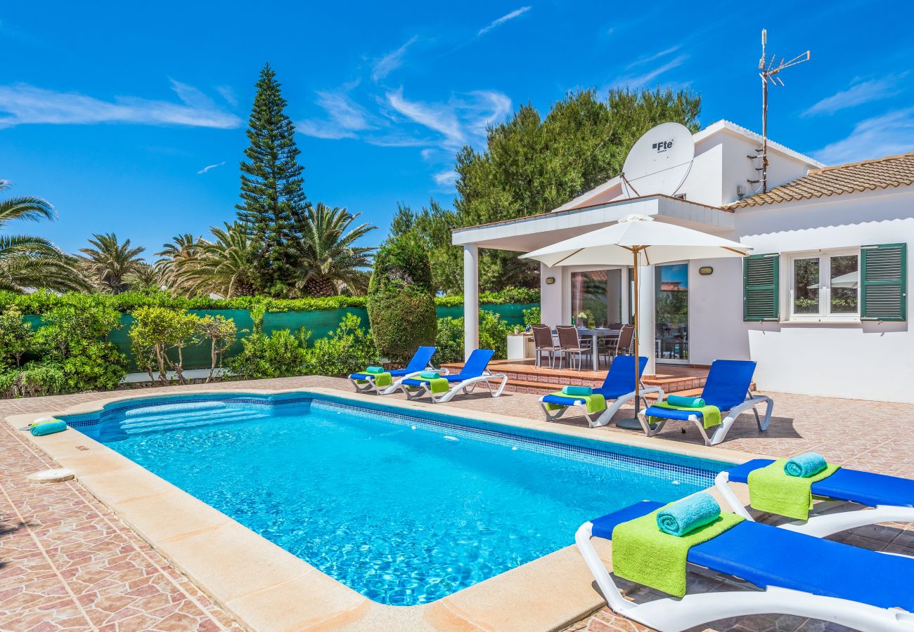 Villa in Cala´n Blanes - Menorca Velasco