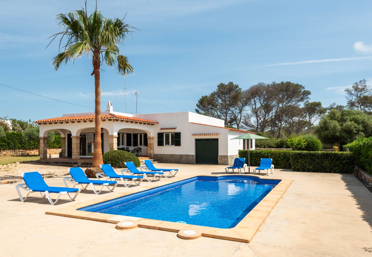 Villa in Cala Blanca - VILLA BINISARET 1