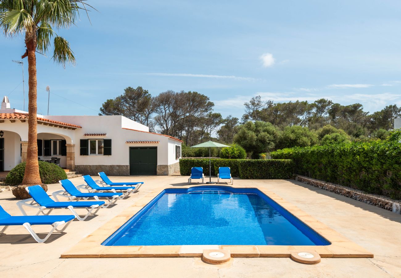 Villa in Cala Blanca - VILLA BINISARET 1