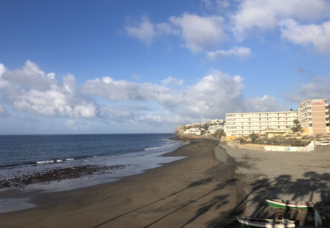 Ferienhaus in San Bartolomé de Tirajana - Altamar 52 with balcony&pool By CanariasGetaway 