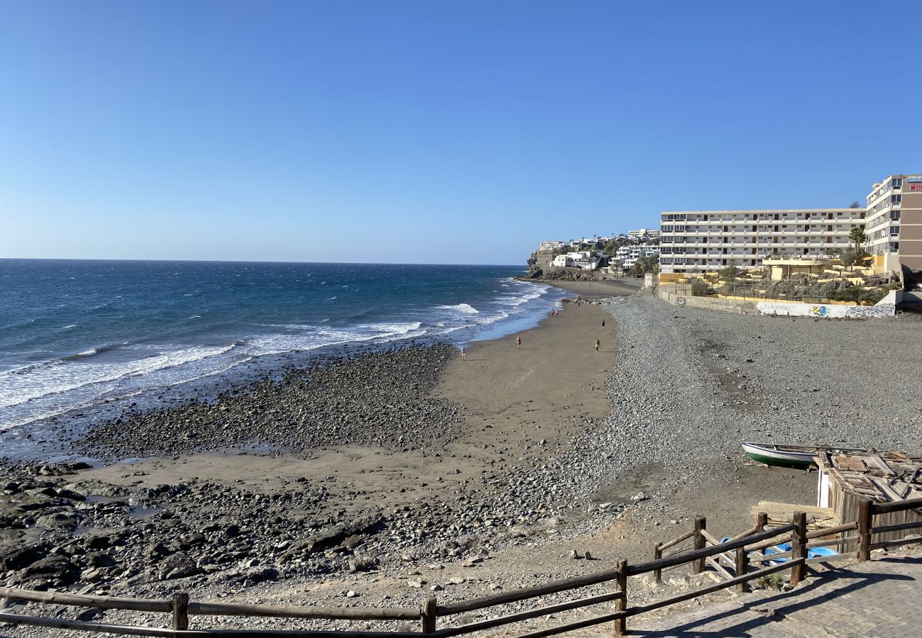 Ferienhaus in San Bartolomé de Tirajana - Altamar 52 with balcony&pool By CanariasGetaway 