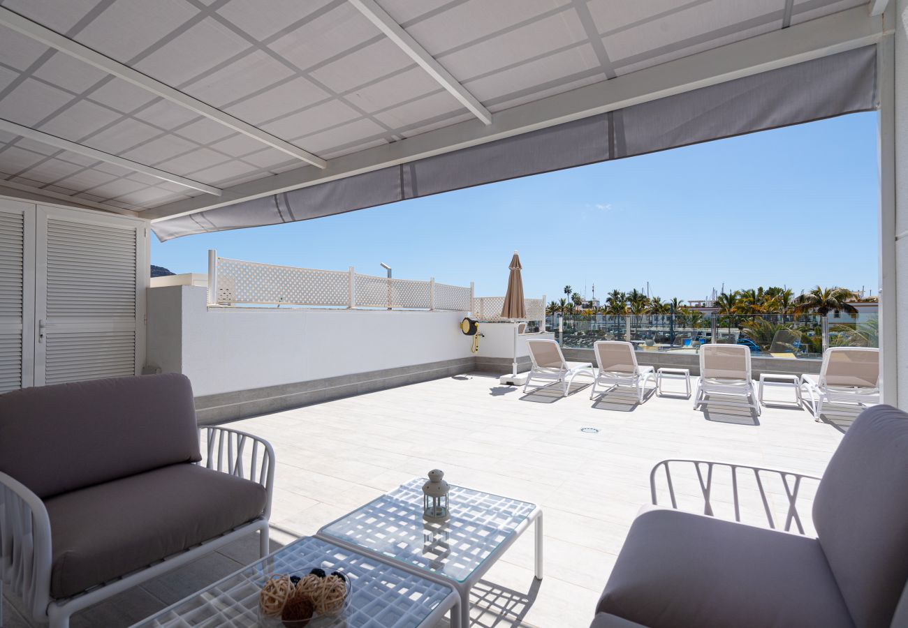 Ferienhaus in Mogán - Exclusive renovated at first line Mogan Beach