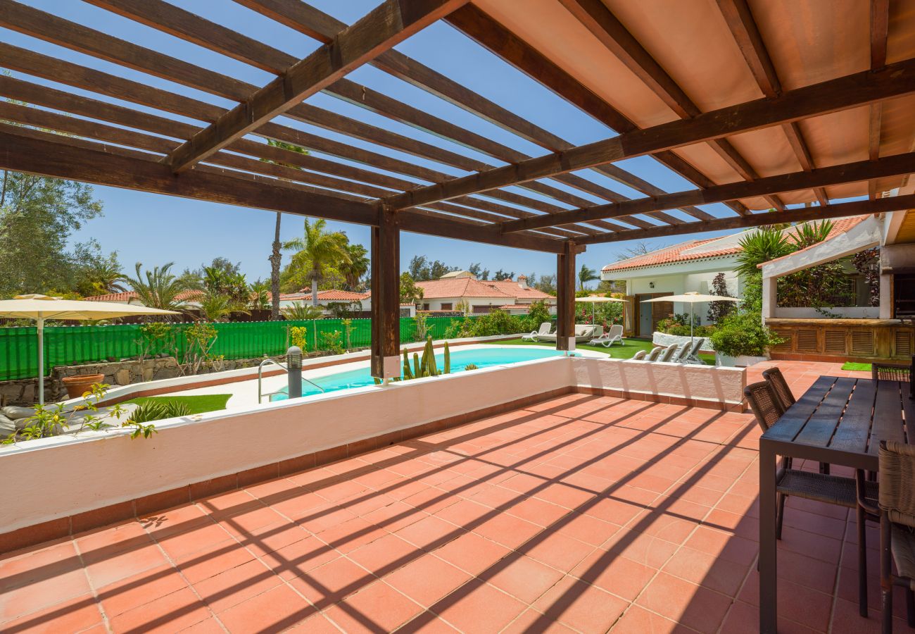 Chalet in San Bartolomé de Tirajana - Casa Gran Canaria – Privater beheizter Pool, Spielzimmer und Spielplatz