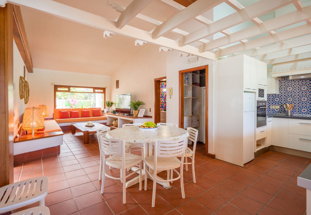 Chalet in San Bartolomé de Tirajana - Casa Gran Canaria – Privater beheizter Pool, Spielzimmer und Spielplatz