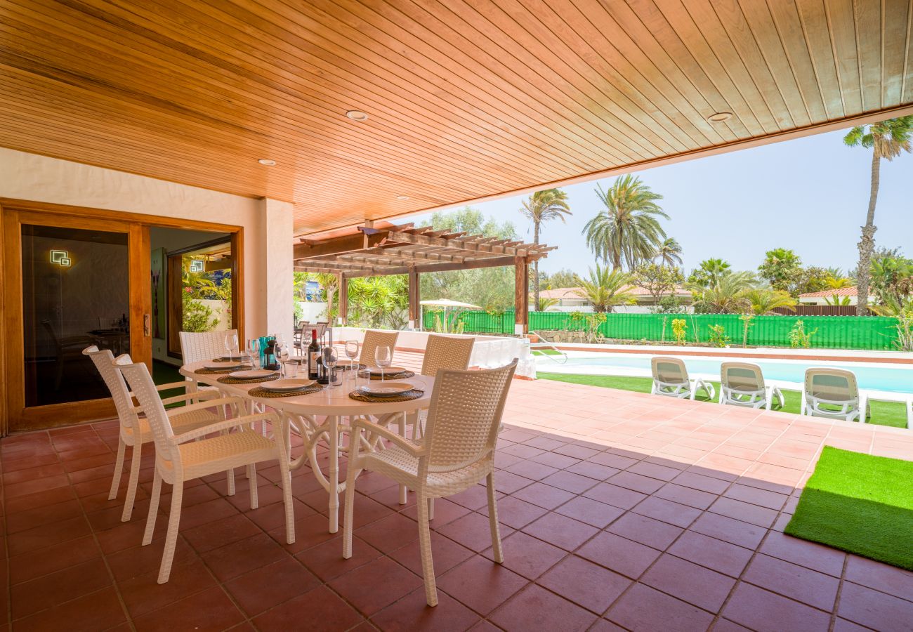 Chalet in San Bartolomé de Tirajana - Casa Gran Canaria – Privater beheizter Pool, Spielzimmer und Spielplatz