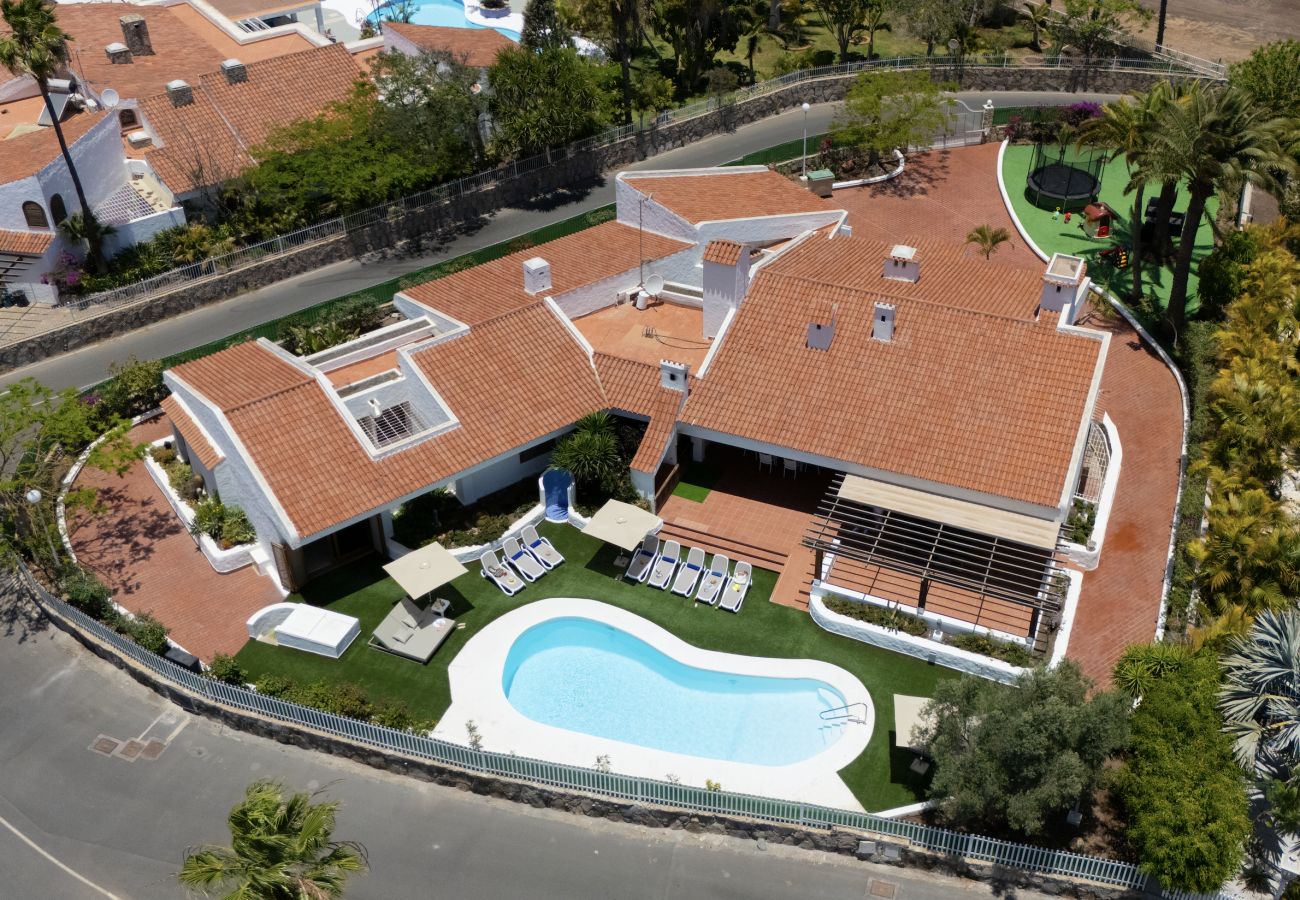 Chalet in San Bartolomé de Tirajana - Casa Gran Canaria – Privater beheizter Pool, Spielzimmer und Spielplatz