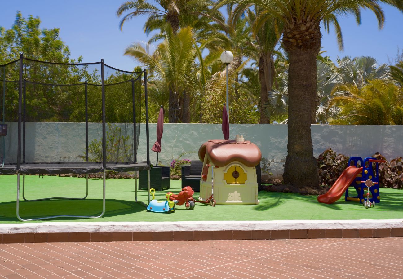 Chalet in San Bartolomé de Tirajana - Casa Gran Canaria – Privater beheizter Pool, Spielzimmer und Spielplatz