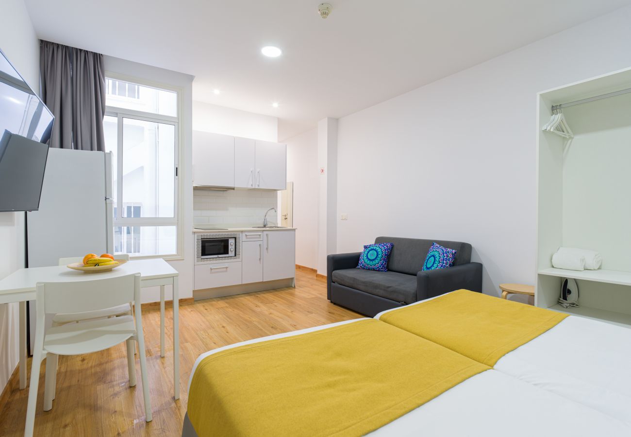 Studio in Las Palmas de Gran Canaria - OK Las Canteras 5D by CanariasGetaway