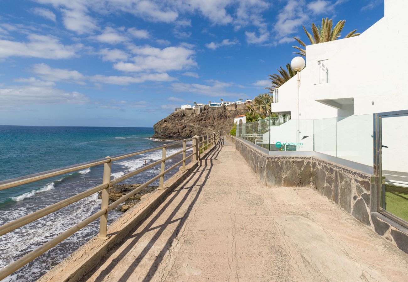 Ferienhaus in Maspalomas -  Viewpoint Over The Cliff By CanariasGetaway