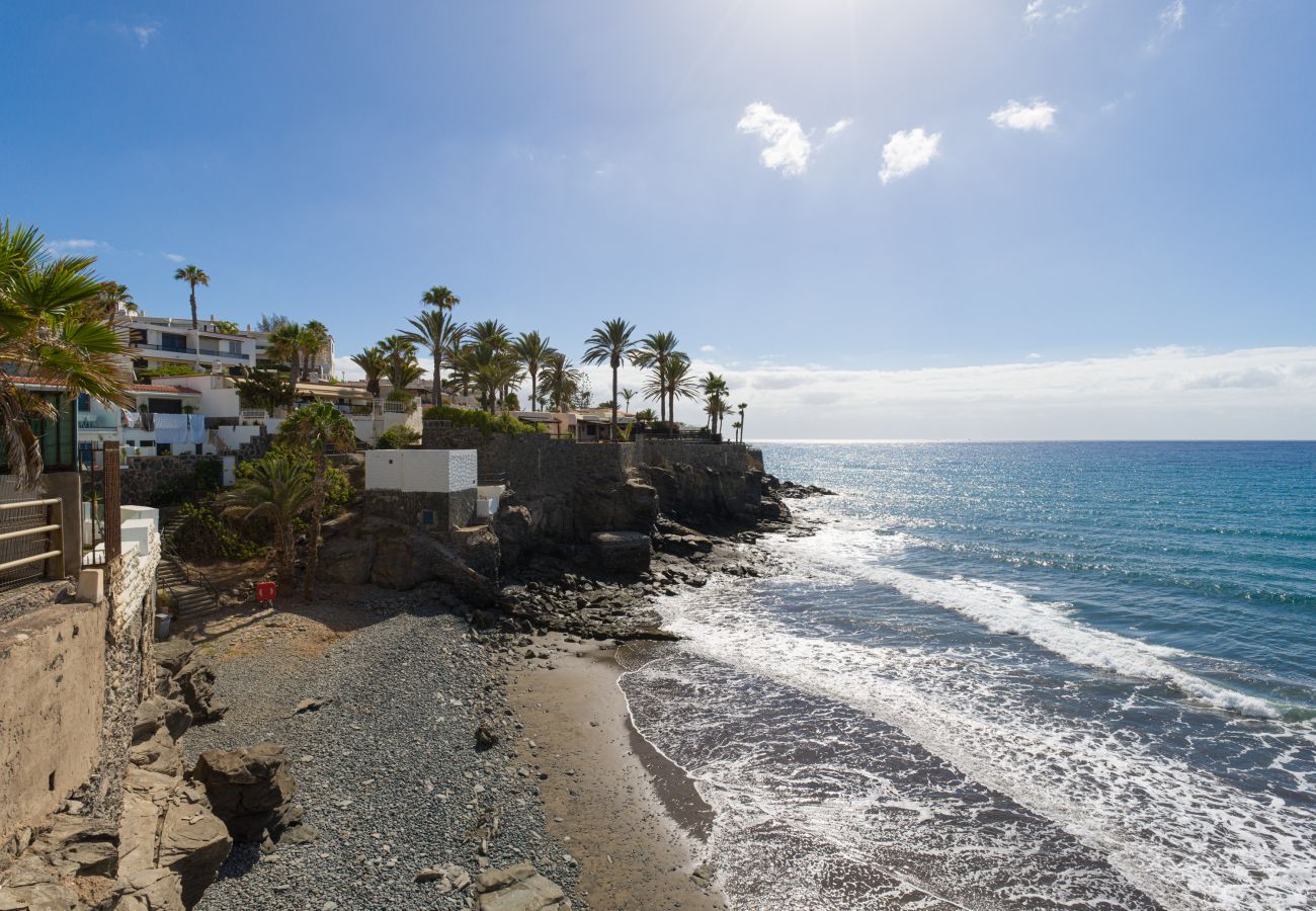 Ferienhaus in Maspalomas -  Viewpoint Over The Cliff By CanariasGetaway