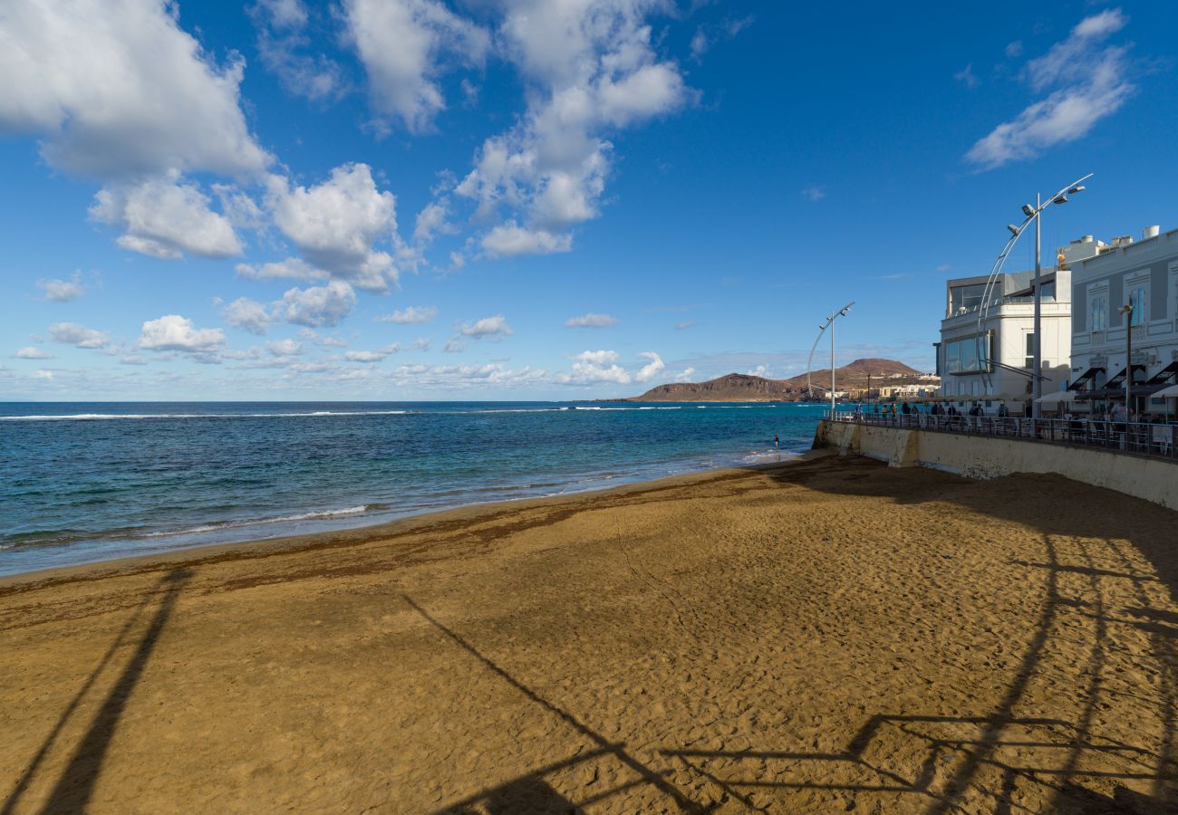 Studio in Las Palmas de Gran Canaria - Basalto Beach Home By CanariasGetaway 