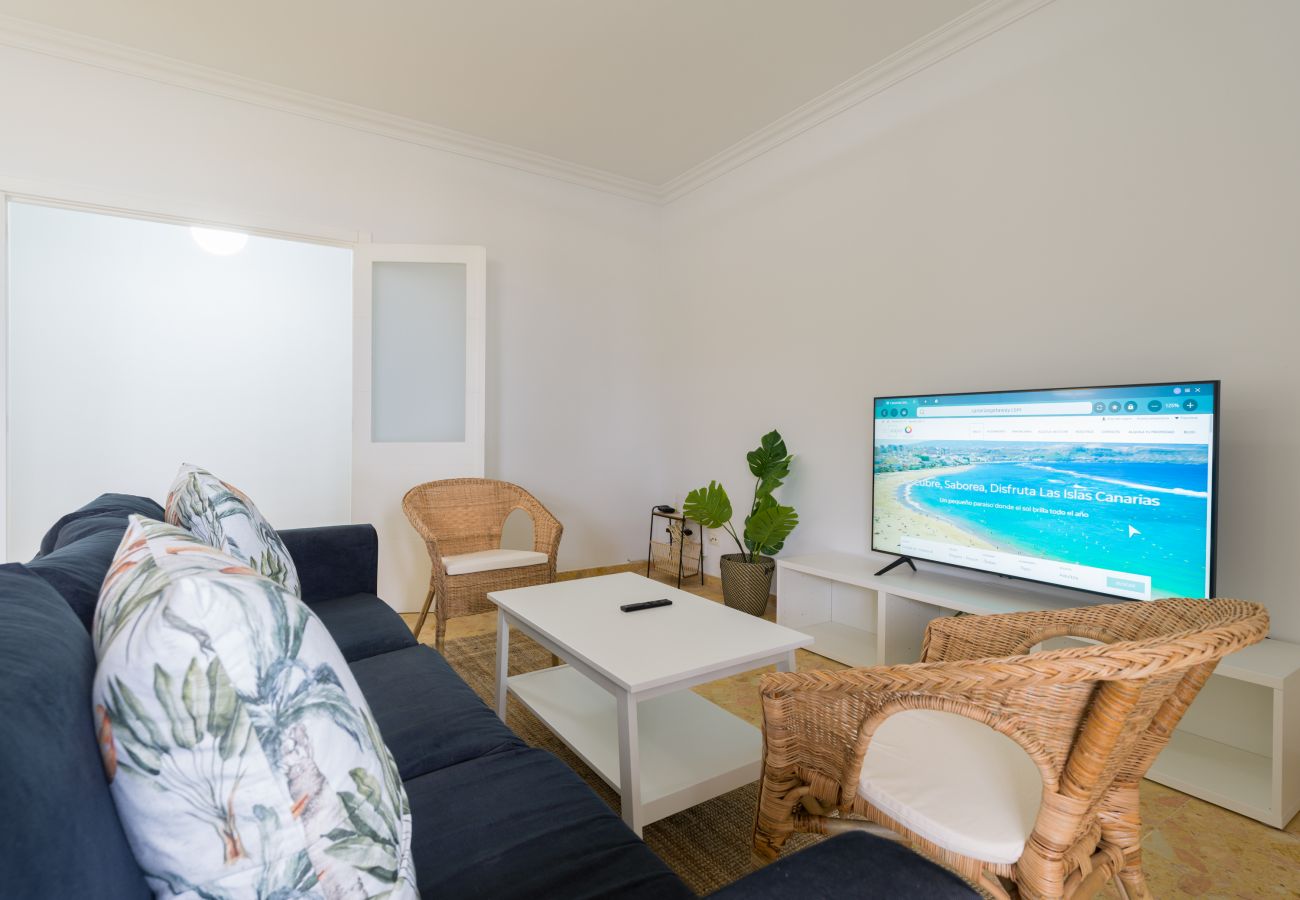 Ferienhaus in Las Palmas de Gran Canaria - Beach Front Las Canteras By CanariasGetaway