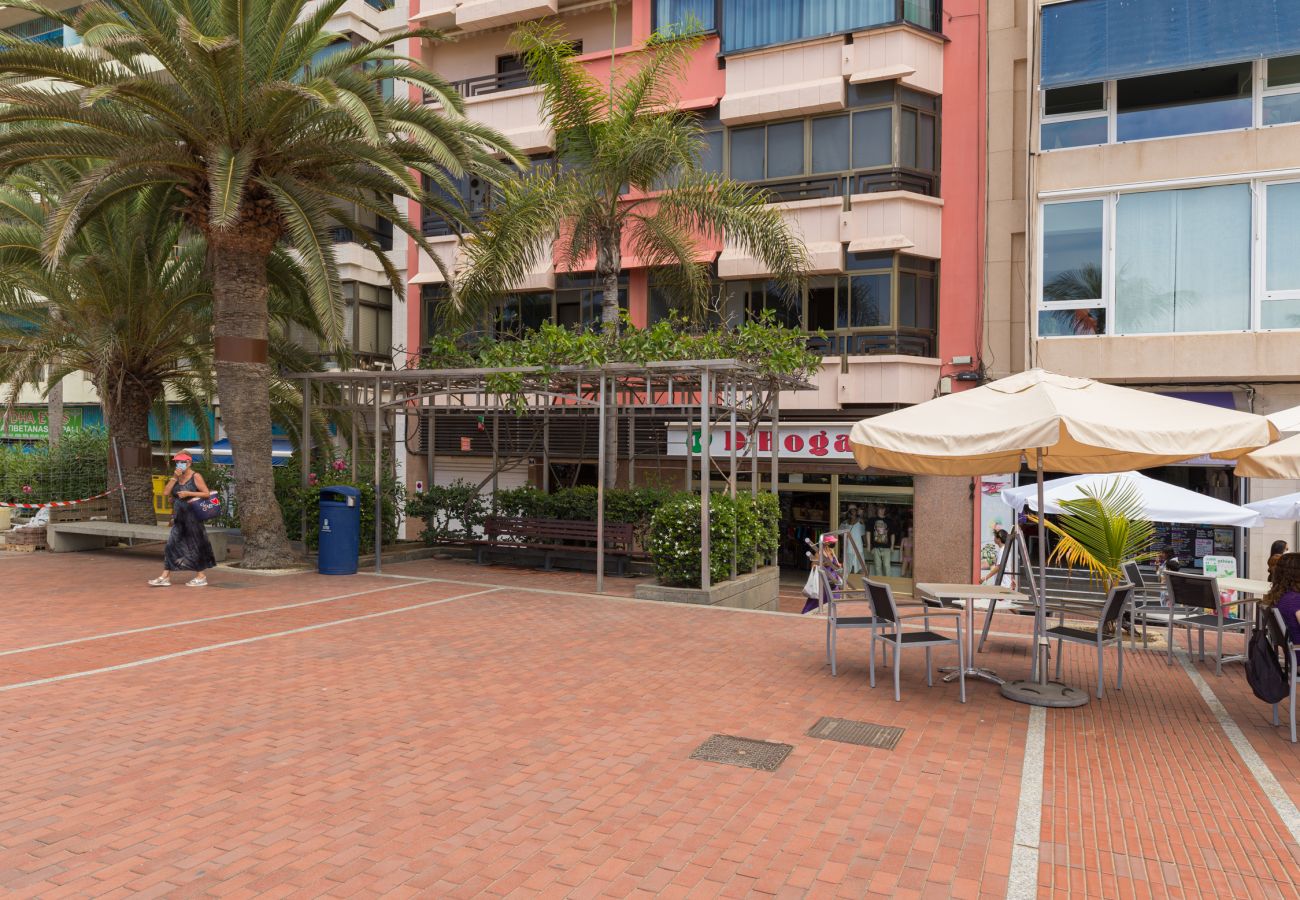 Ferienhaus in Las Palmas de Gran Canaria - Beach Front Las Canteras By CanariasGetaway