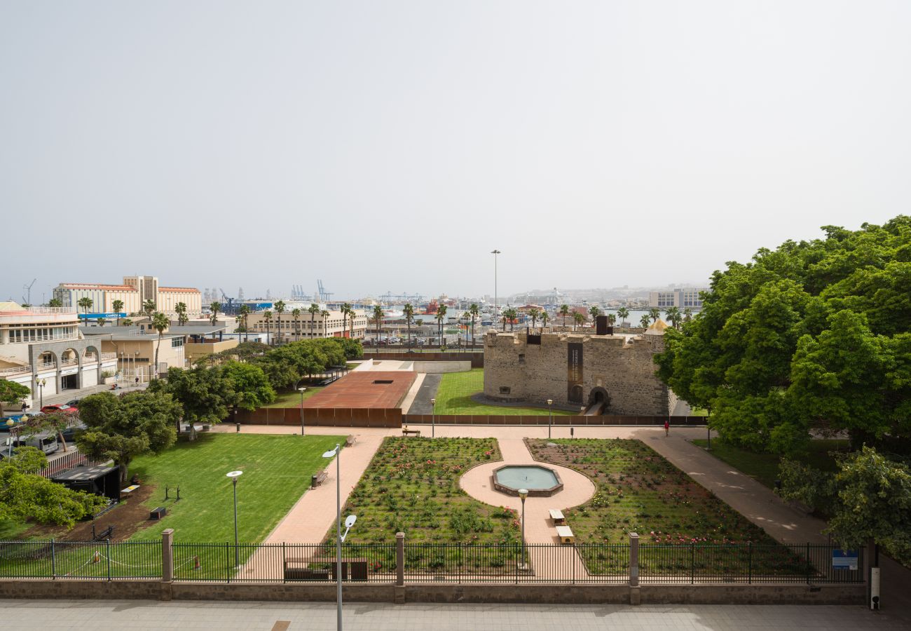 Studio in Las Palmas de Gran Canaria - Castle with Balcony By CanariasGetaway 