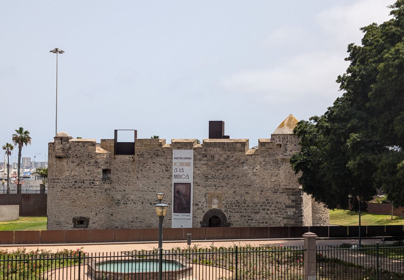 Ferienhaus in Las Palmas de Gran Canaria - Castle Views By CanariasGetaway