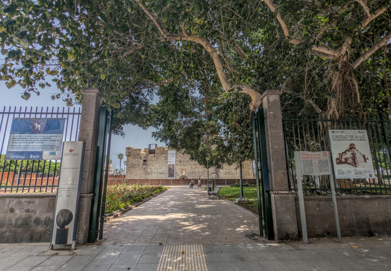 Ferienhaus in Las Palmas de Gran Canaria - Castle Views By CanariasGetaway