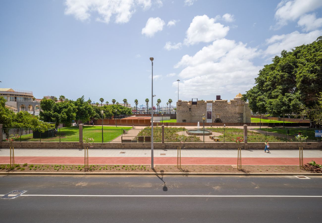 Ferienhaus in Las Palmas de Gran Canaria - Castle Views By CanariasGetaway