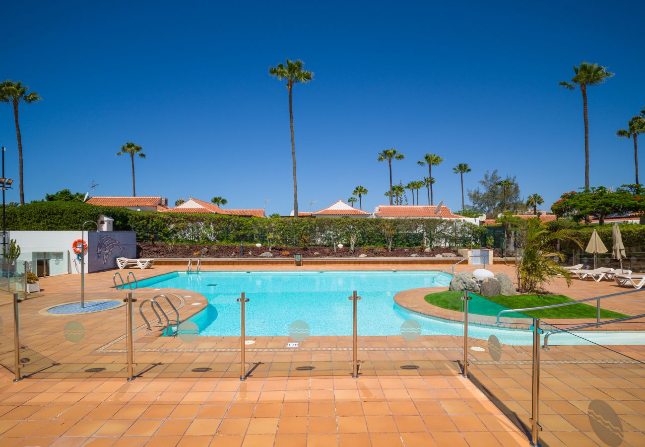 Bungalow in Maspalomas - Sun and Serenity By CanariasGetaway