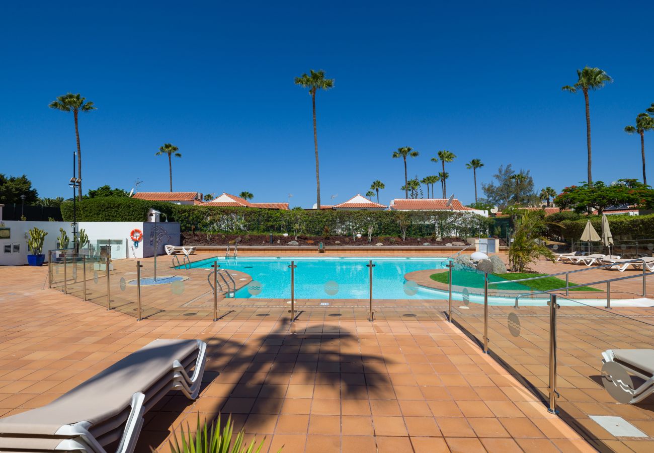 Bungalow in Maspalomas - Sun and Serenity By CanariasGetaway