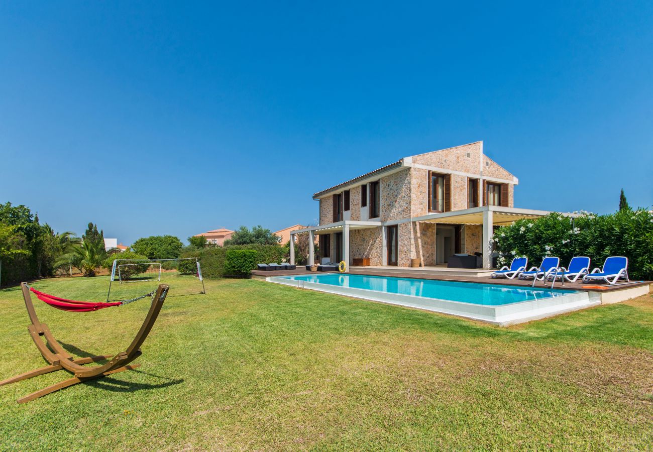 Villa en Alcúdia - Villa Barcares Gran para 16