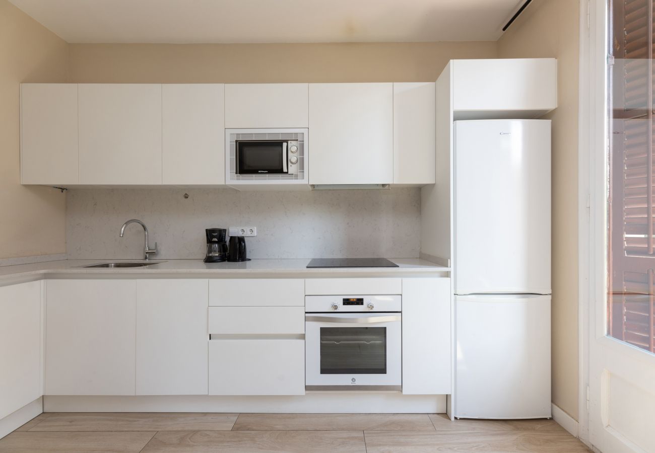 Apartamento en Barcelona - CALABRIA, piso amplio ideal familias o grupos en Eixample, Barcelona centro