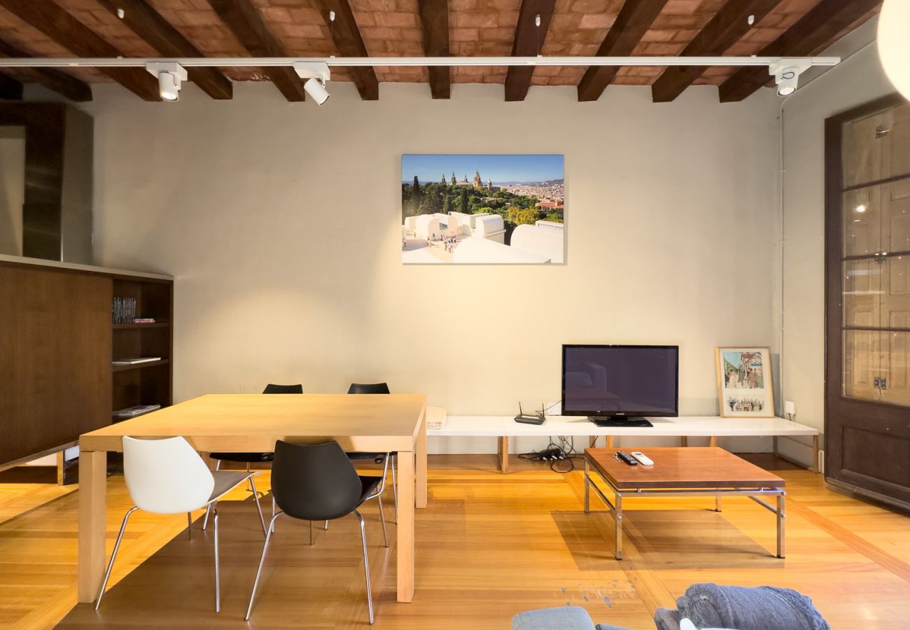 Apartamento en Barcelona - GRACIA DREAM, piso turístico  restaurado de diseño en Gràcia, Barcelona centro