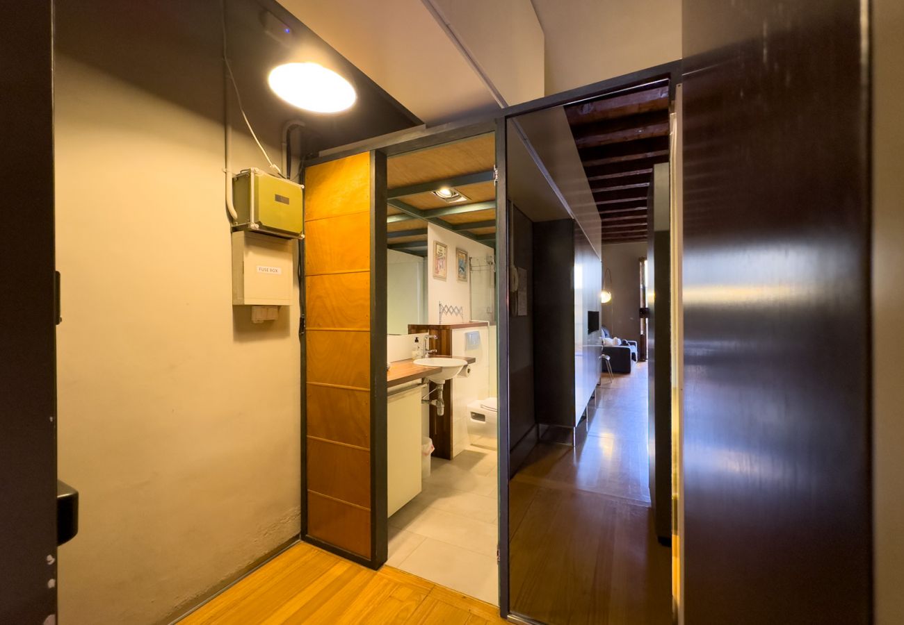 Apartamento en Barcelona - GRACIA DREAM, piso turístico  restaurado de diseño en Gràcia, Barcelona centro