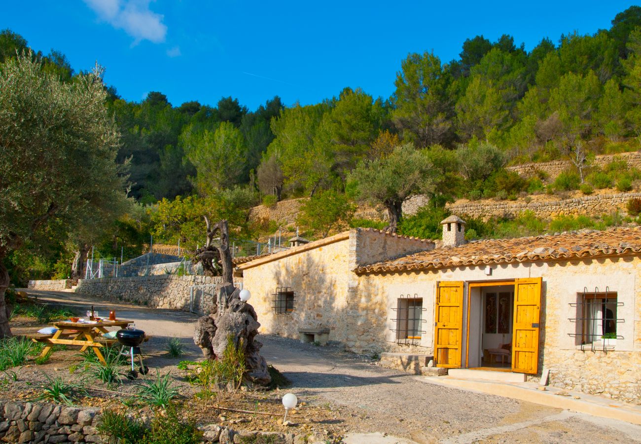 Villa en Mancor de la Vall - Finca Mancor Pool and Views