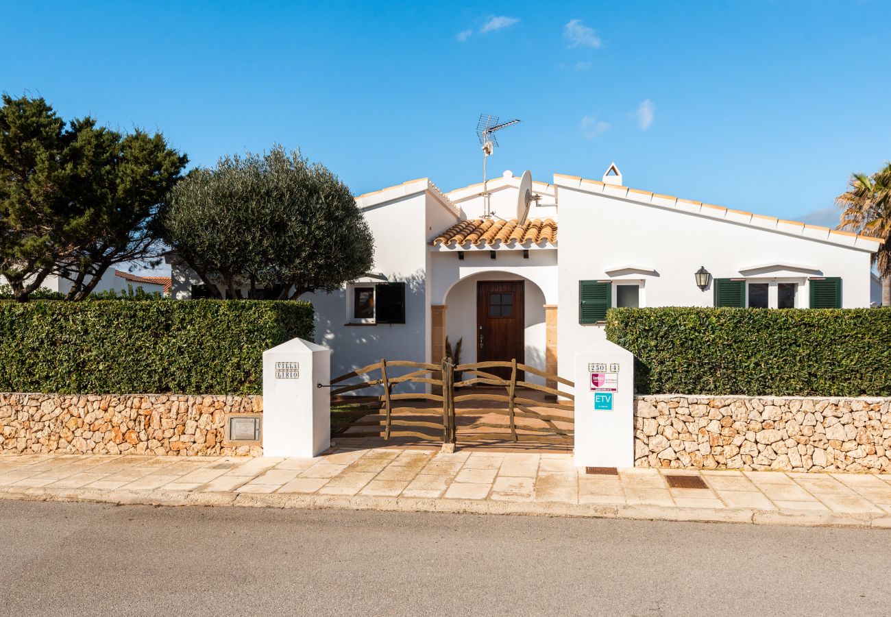 Villa en Cap d´Artruix - Villa Lirio 