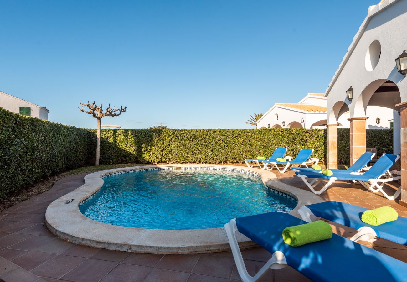 Villa en Cap d´Artruix - VILLA FUCSIA Menorca