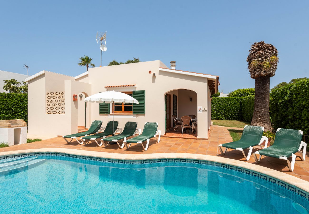 Villa à Cala Blanca - Villa parfaite ! Piscine privée, BBQ, Climatisation, Wifi ! !!!