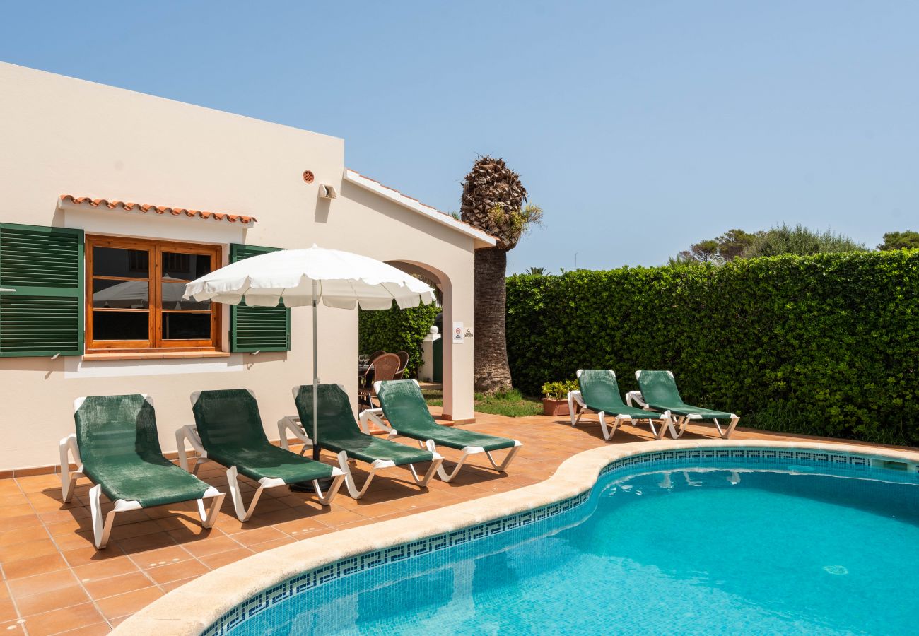 Villa à Cala Blanca - Villa parfaite ! Piscine privée, BBQ, Climatisation, Wifi ! !!!