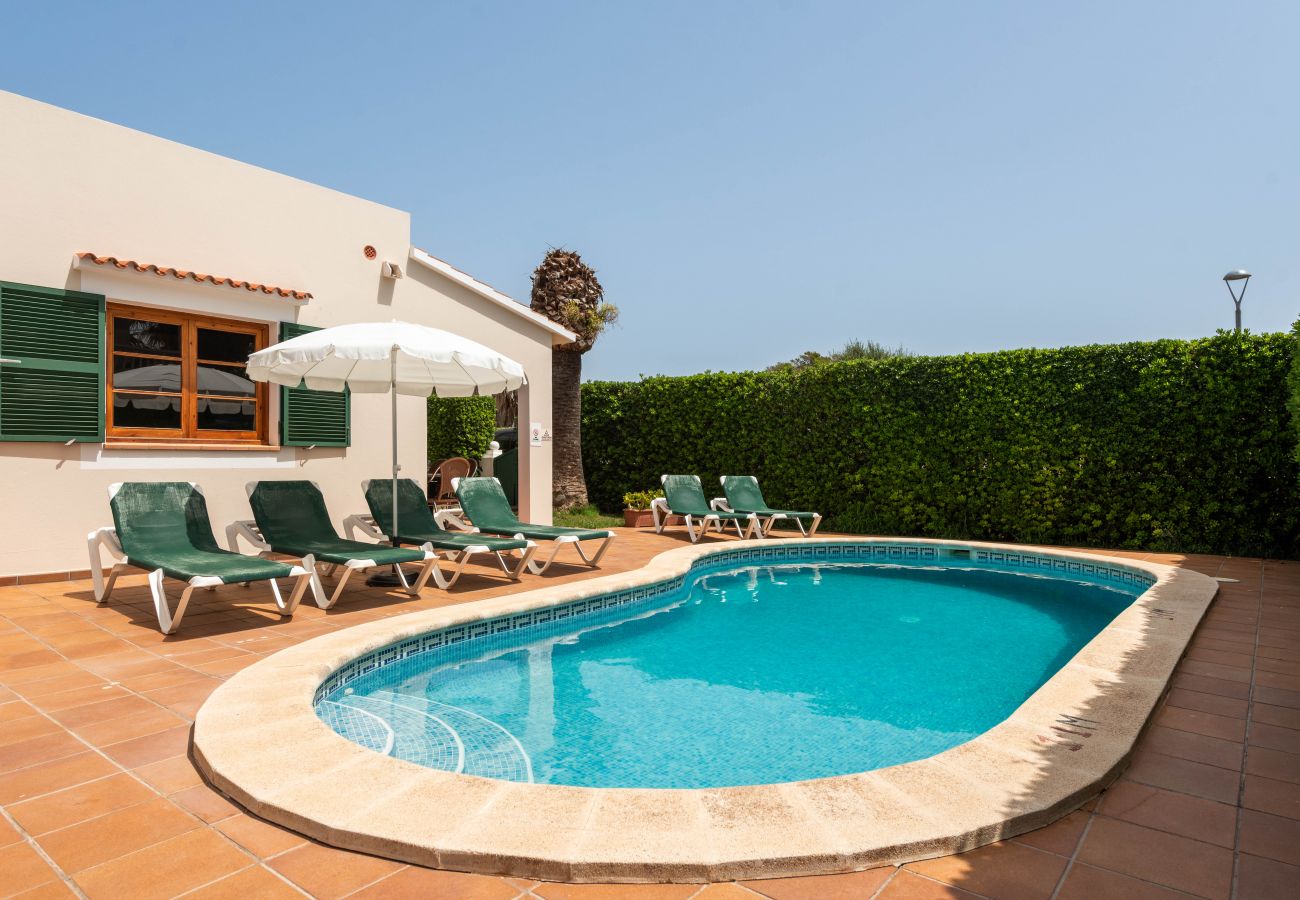 Villa à Cala Blanca - Villa parfaite ! Piscine privée, BBQ, Climatisation, Wifi ! !!!