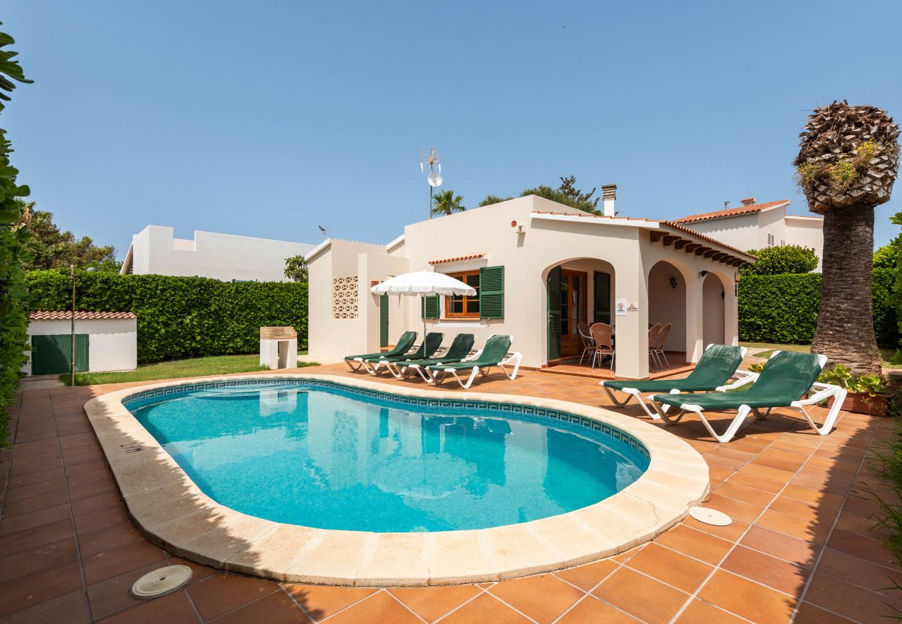 Villa à Cala Blanca - Villa parfaite ! Piscine privée, BBQ, Climatisation, Wifi ! !!!