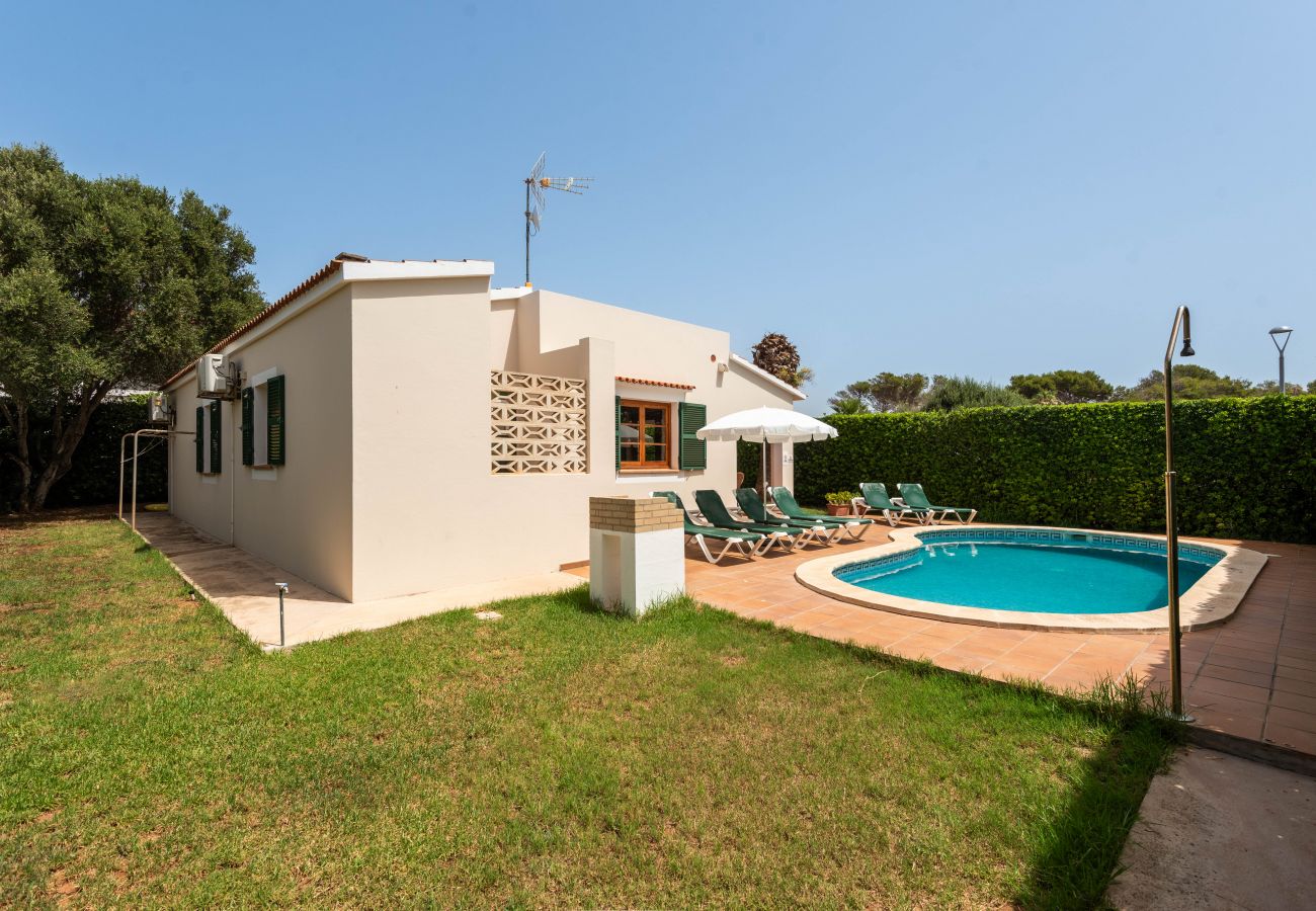 Villa à Cala Blanca - Villa parfaite ! Piscine privée, BBQ, Climatisation, Wifi ! !!!