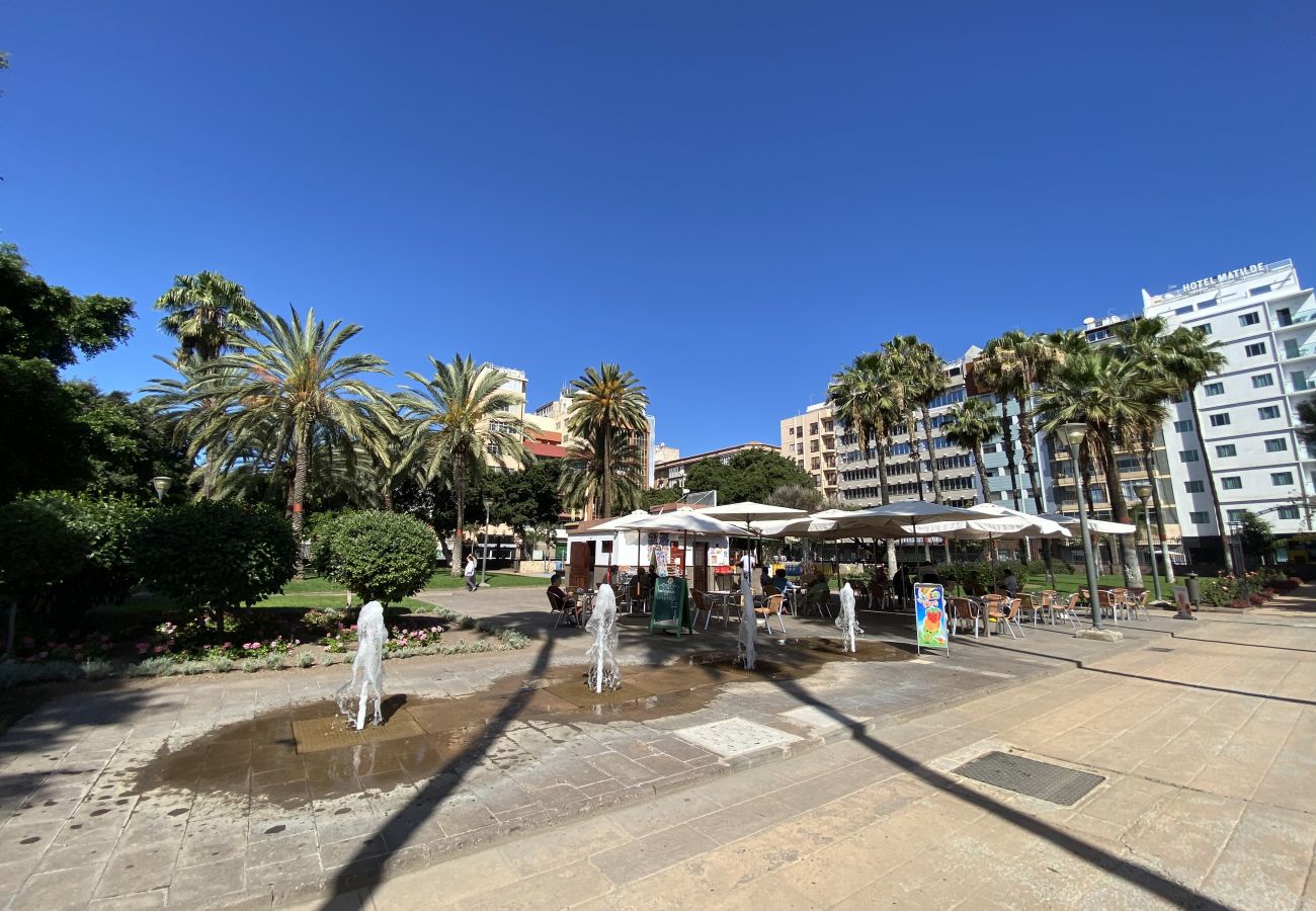 Maison à Las Palmas de Gran Canaria - Castle and Park view  By CanariasGetaway 