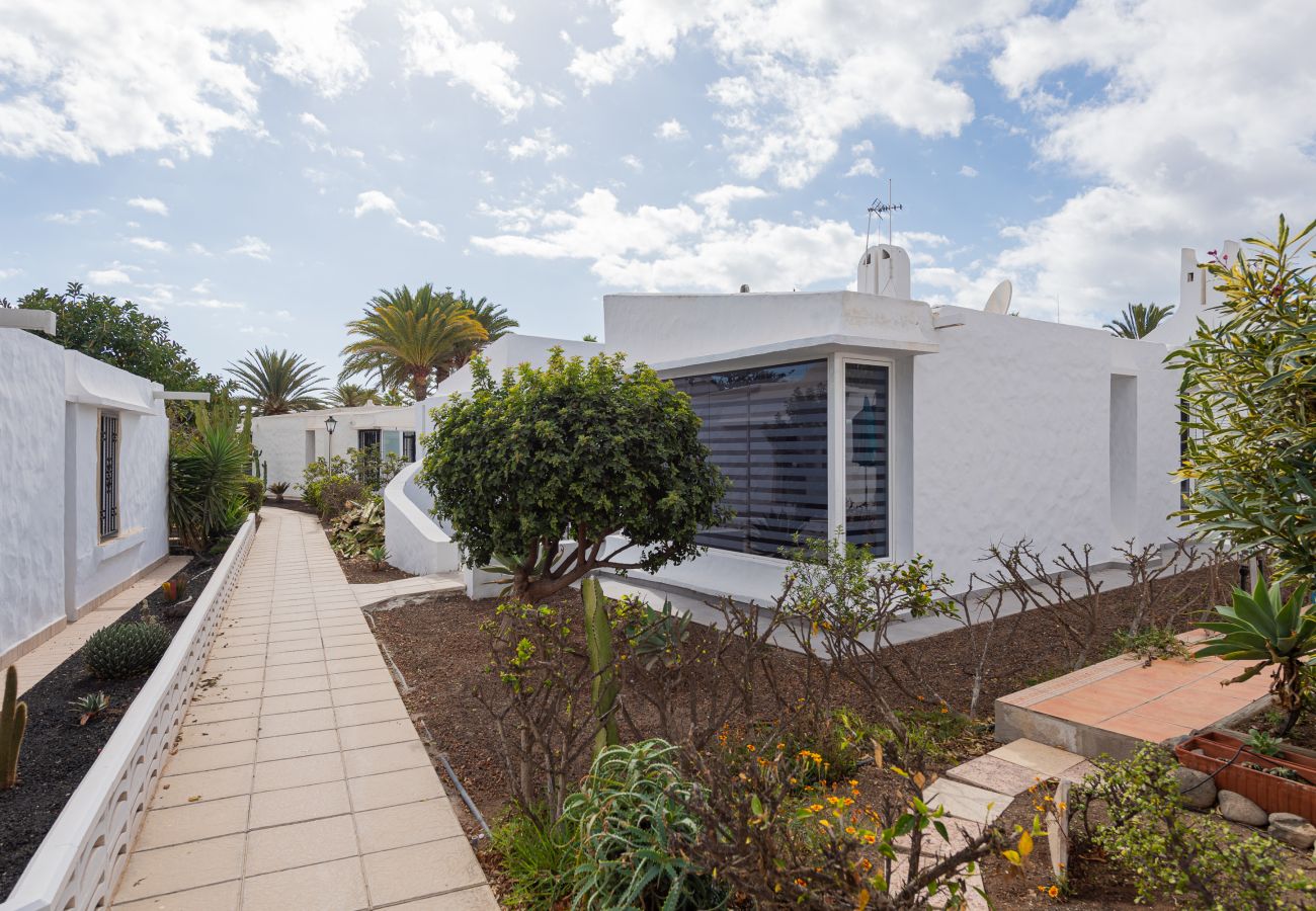 Bungalow à San Bartolomé de Tirajana -  Stunning Bungalow Dragón Club II  Gran Canaria Stays - Holiday Rentals