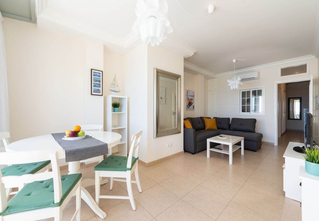 Casa a Las Palmas de Gran Canaria - Front line with nice terrace By CanariasGetaway 