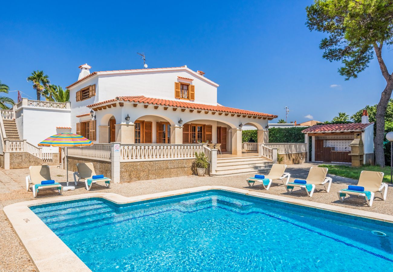 Villa a Cala Blanca - JALIMA