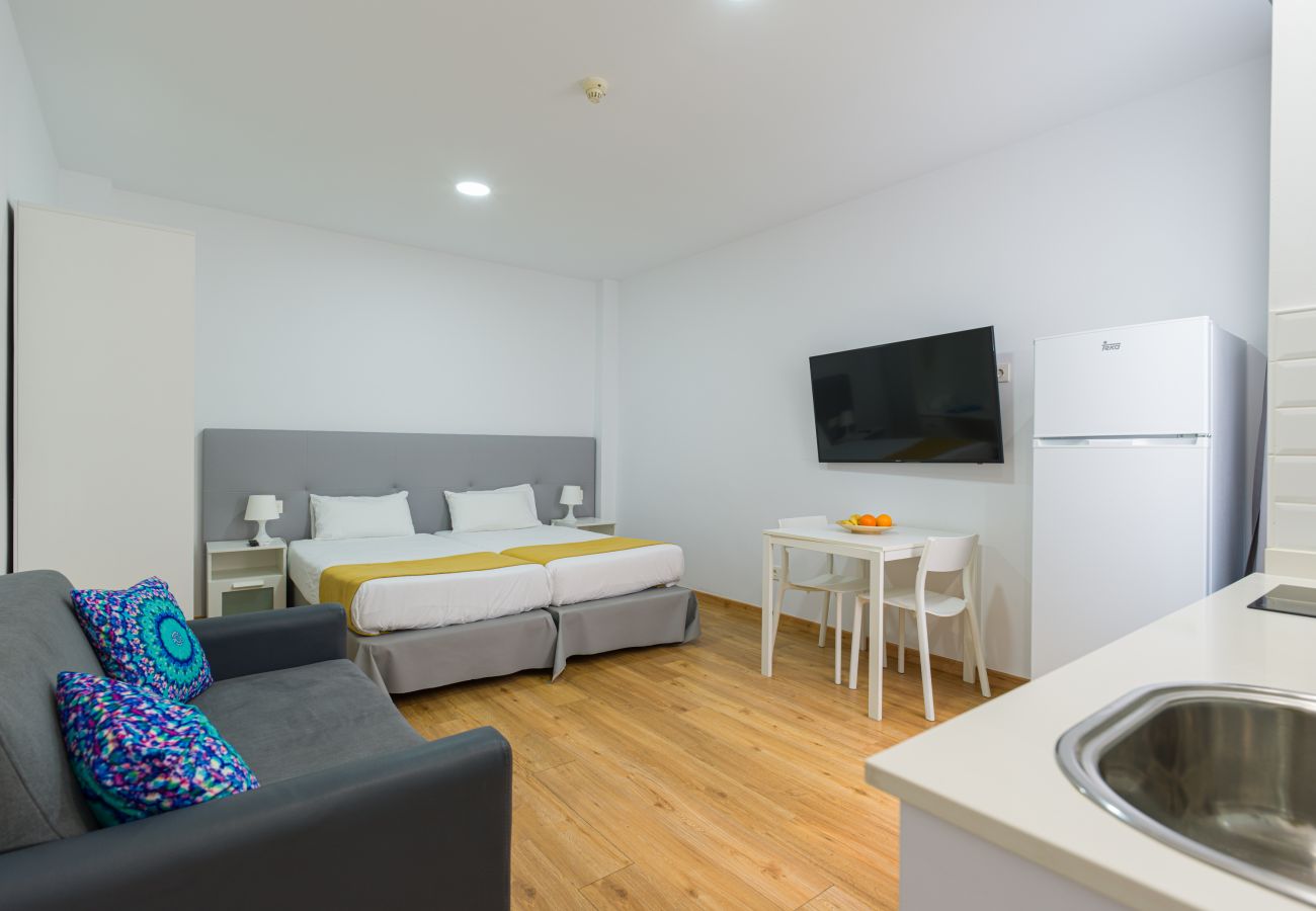 Studio in Las Palmas de Gran Canaria - OK Las Canteras 5D by CanariasGetaway