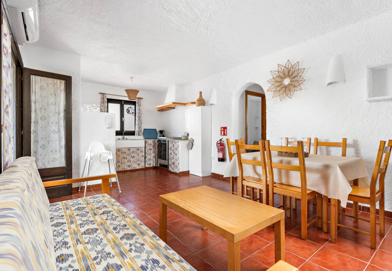 Apartment in Cala Blanca - MONSINES 13